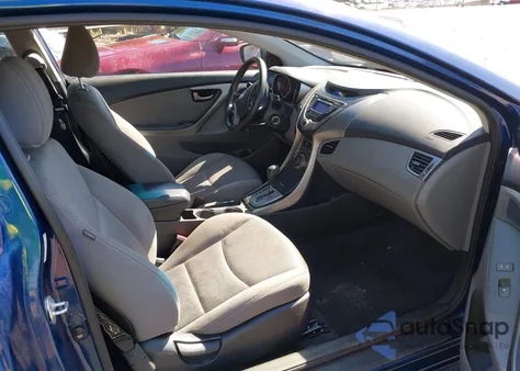 2013 Hyundai Elantra Gs z USA, uszkodzony, nr VIN KMHDH6AE3DU007607